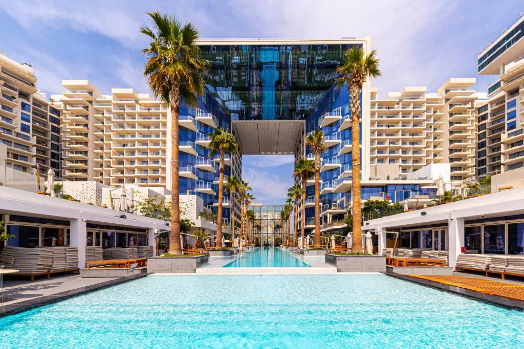 FIVE Palm Jumeirah Dubai sous le soleil